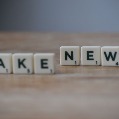 AI i dezinformacja w Polsce 2026: jak odróżnić artykuł od propagandy